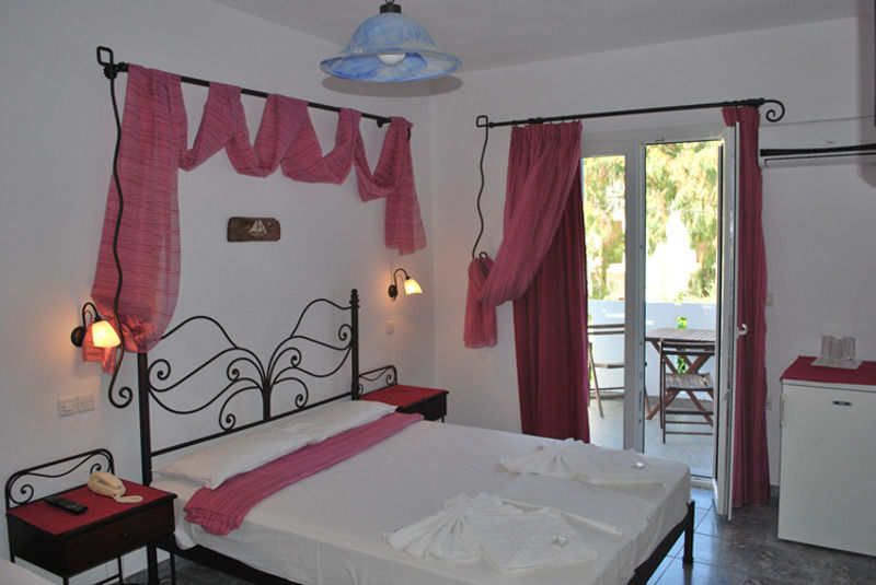 Hotel Anezina Adamantas  Zewnętrze zdjęcie
