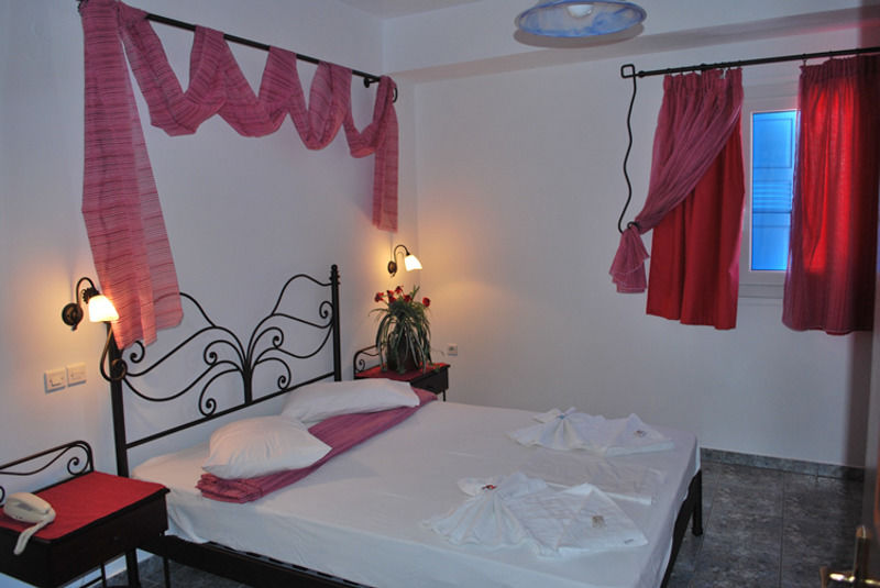 Hotel Anezina Adamantas  Zewnętrze zdjęcie