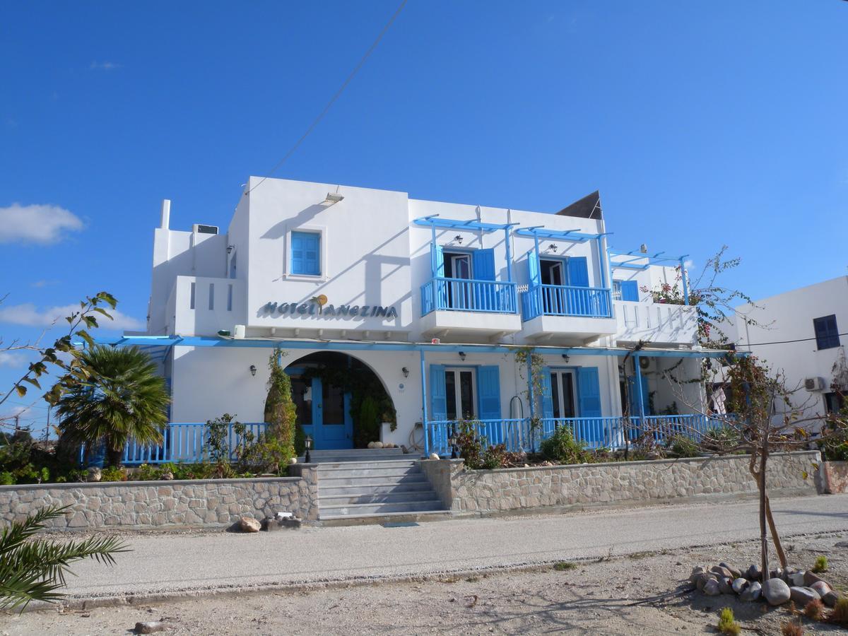 Hotel Anezina Adamantas  Zewnętrze zdjęcie